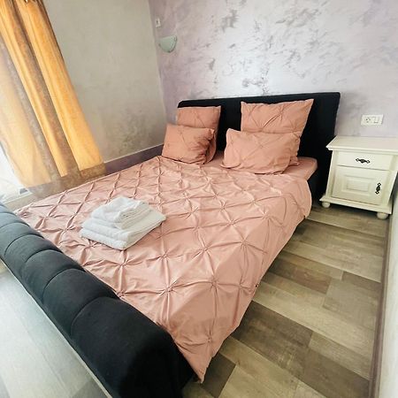 Urban Suites 雅西 外观 照片